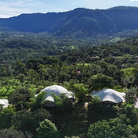 Holos Retreat Center: The Entire Ridge Basecamp Baru ภายนอก รูปภาพ